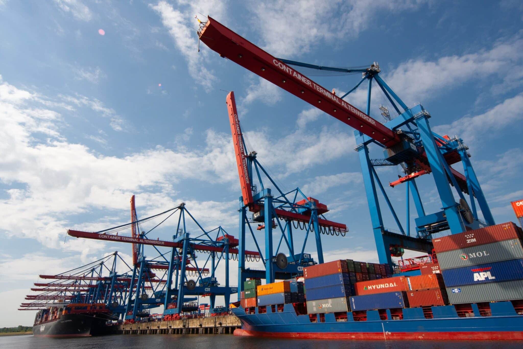 10 Top Freight Management Platforms with Dock Performance KPIs