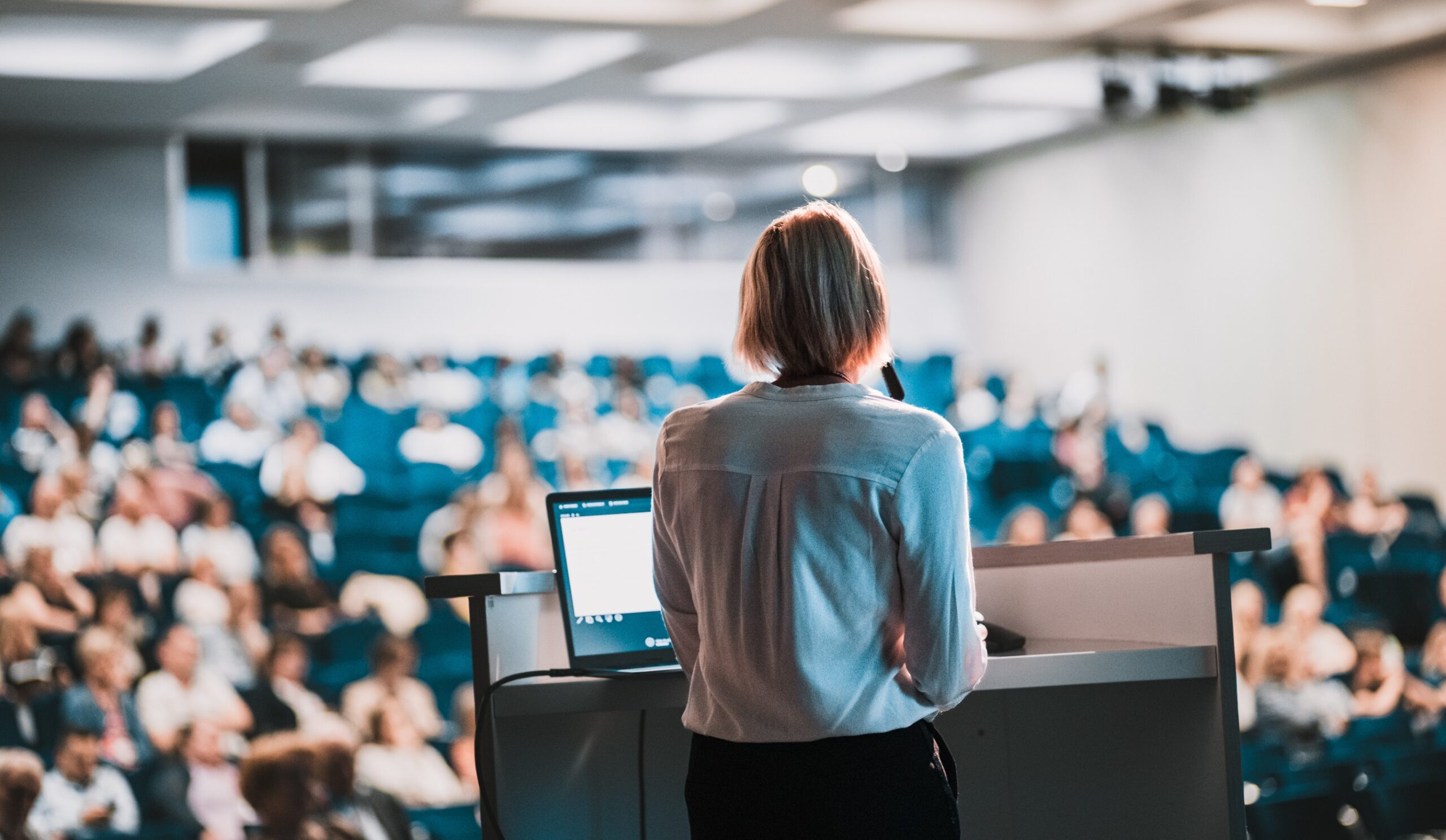 Public Speaking Coach Guiding Leaders Toward Communication Mastery | Mike Acker
