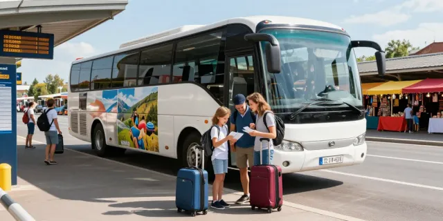 Перевозки из Молдовы в Люксембург: Счастливая семья у автовокзала, готовится к путешествию.